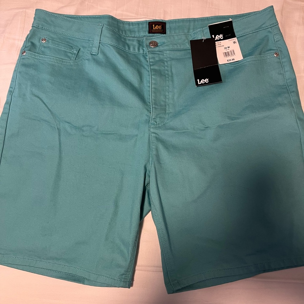 Woman’s Shorts